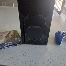 Xbox series x, controller and games