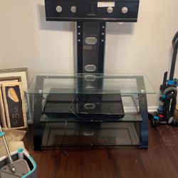 3 TIER TV STAND 120$