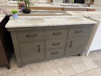 Bathroom cabinet