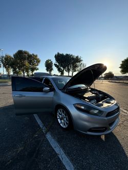 Se vende Dodge dart 2014