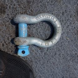 8 1/2  Ton Forged Steel  Shackle .