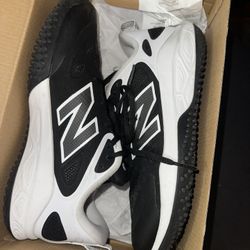 New Balance Softball Turf Shoes