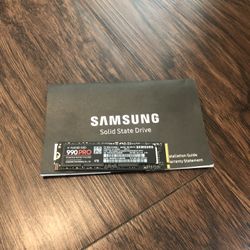 GAMING Samsung 990 Pro 4TB M.2 PICK UP ONLY NO TRADE 👉FIRM ON PRICE👈 💲200 CASH ONLY💵 NO LESS NO BOX 📦 