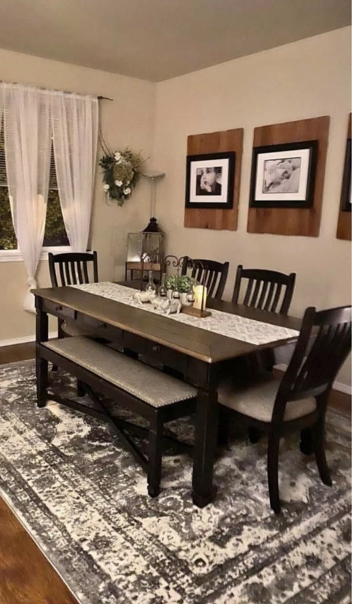 Dining Table 4 Chairs 1 Bench