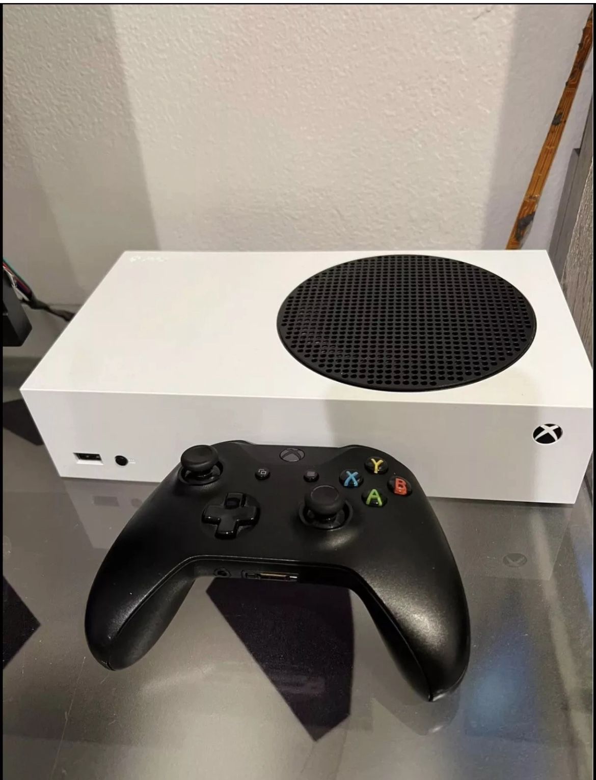 Xbox Series S + Controller
