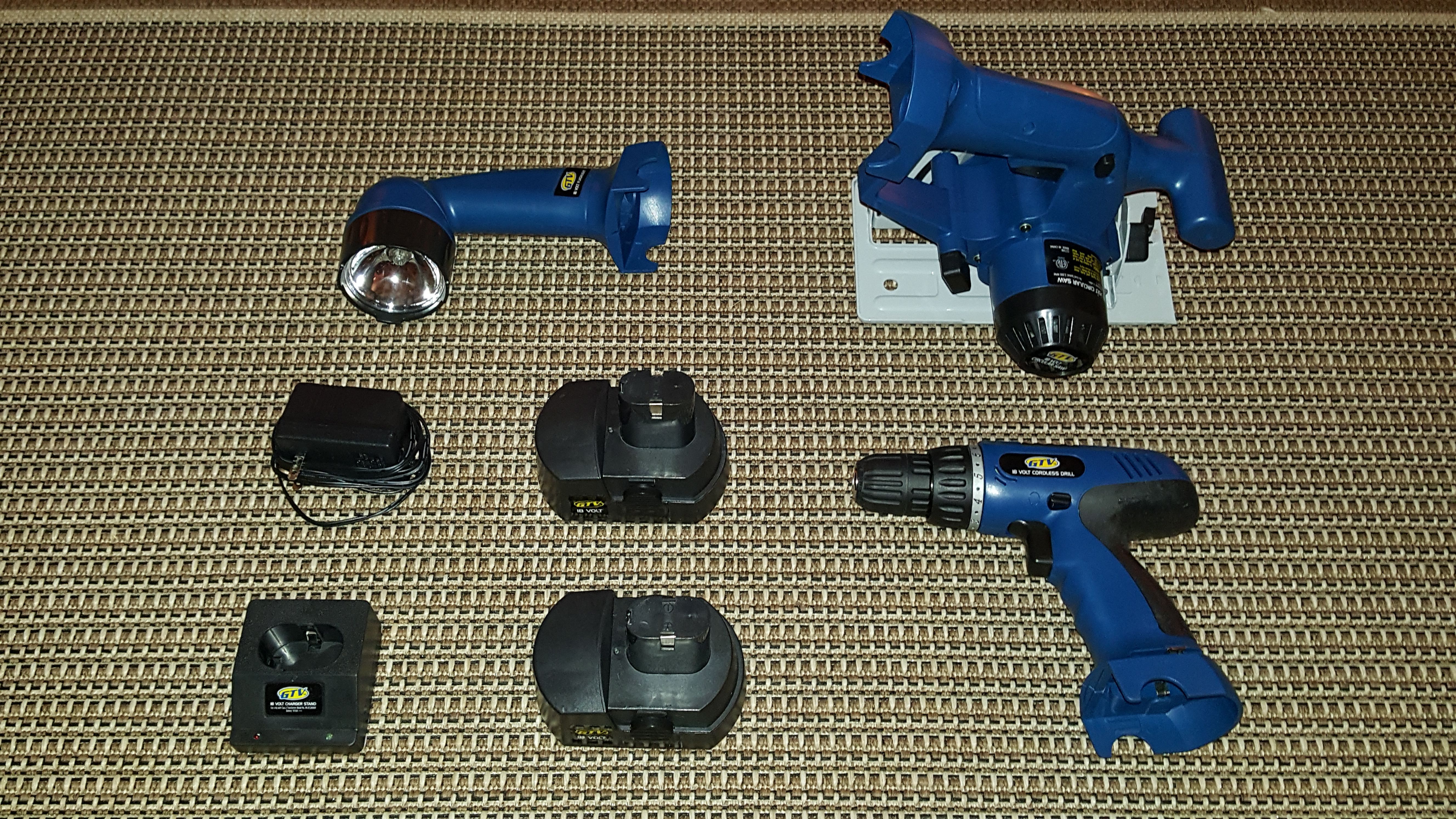 GTV 18 VOLT CORDLESS DRILL/CIRCULAR SAW/FLASHLIGHT SET