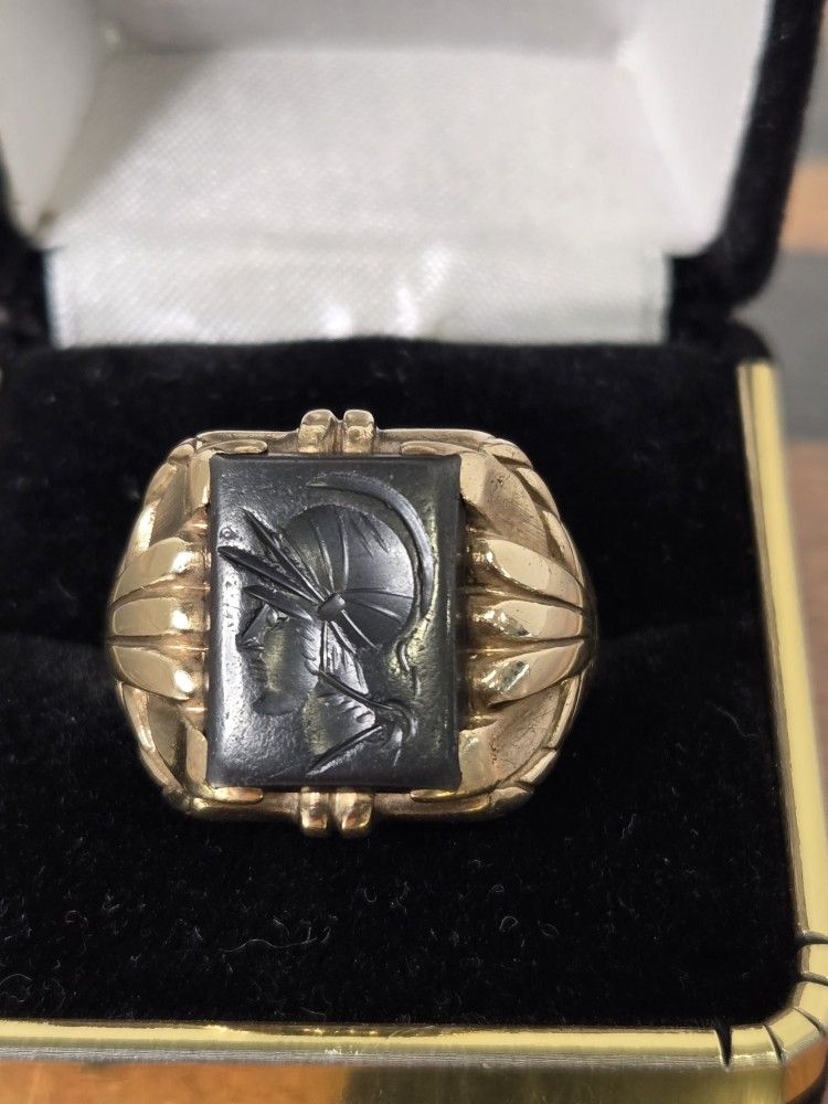 Mens Gold Intaglio Onyx Ring