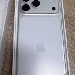 Brand New 17 Pro Max {{2TB Factory Unlocked}} New iPhone 