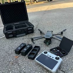 DJI Mavic 3 Pro Fly more combo