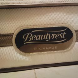 Mattress Beauty Recharge
