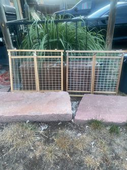 Baby or dog gates