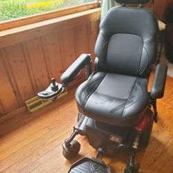 Merits Vision Sport Power Wheelchair