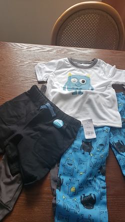 4 piezas for 20 ,para nino 3 a 6 anos