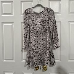 Like New | Trixxi black and white flower baby doll dress
