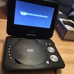 sylvania portable dvd player