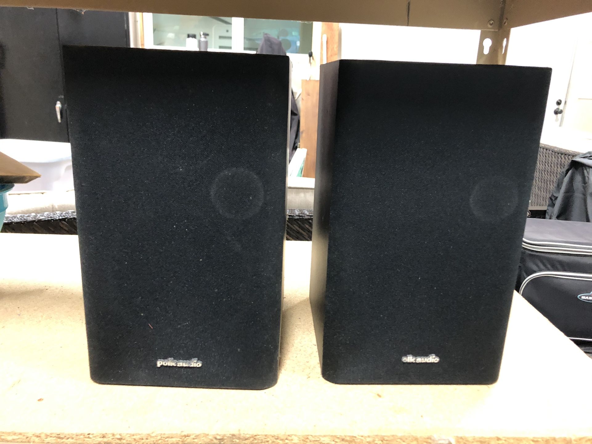 Bookshelf Speakers / Polk Audio