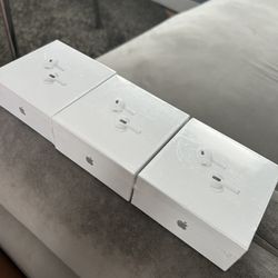 BLUETOOTH HEADPHONES 