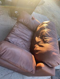Lather couch