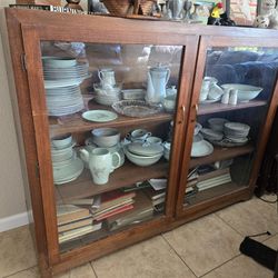 China Cabinet With Or Without China