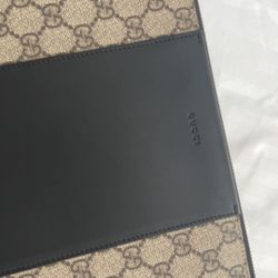 Large Mens Unisex Gucci Wallet Clutch 