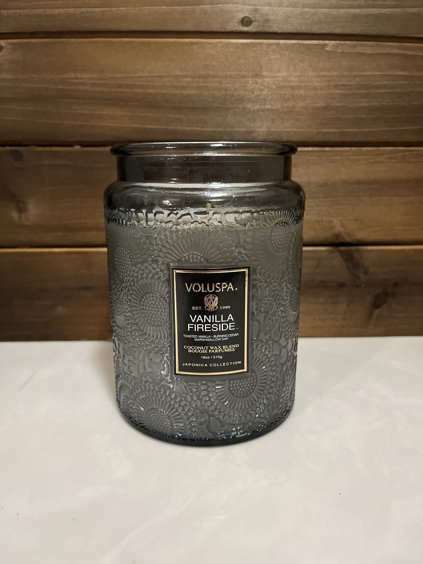 Vanilla Fireside Voluspa Candle for Sale in Costa Mesa, CA OfferUp