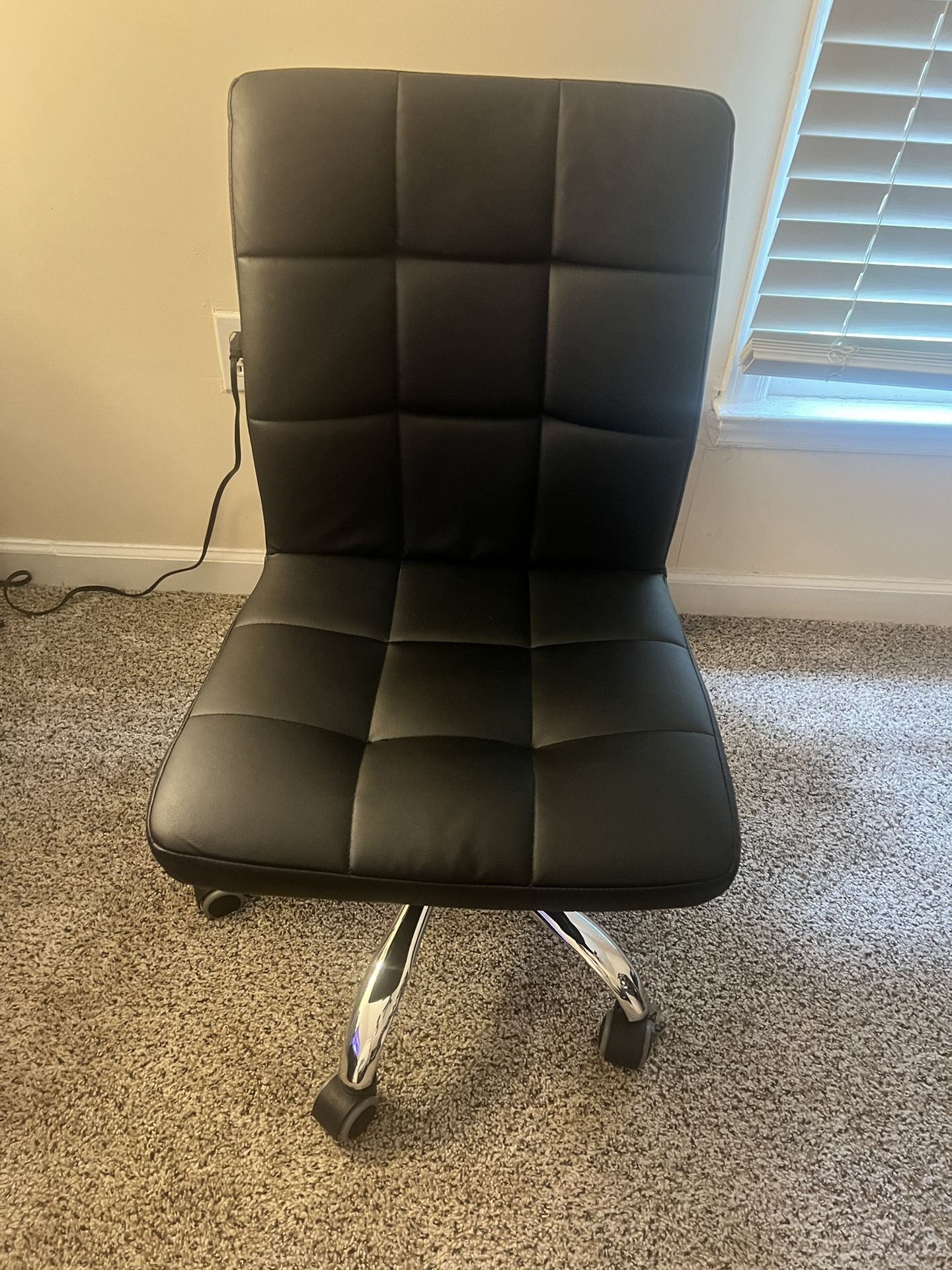 Office Chair (with Wheels)
