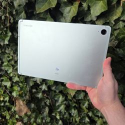 Samsung Tab S9 FE - Brand New, 128GB, Unlocked