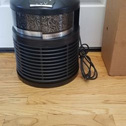 New Cond FILTER QUEEN DEFENDER    WORKS  EXCELLENT 