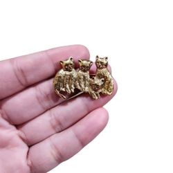 Vintage Gold Toned Set of 4 Cats Lounging Posing Pin