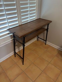 Industrial entryway table