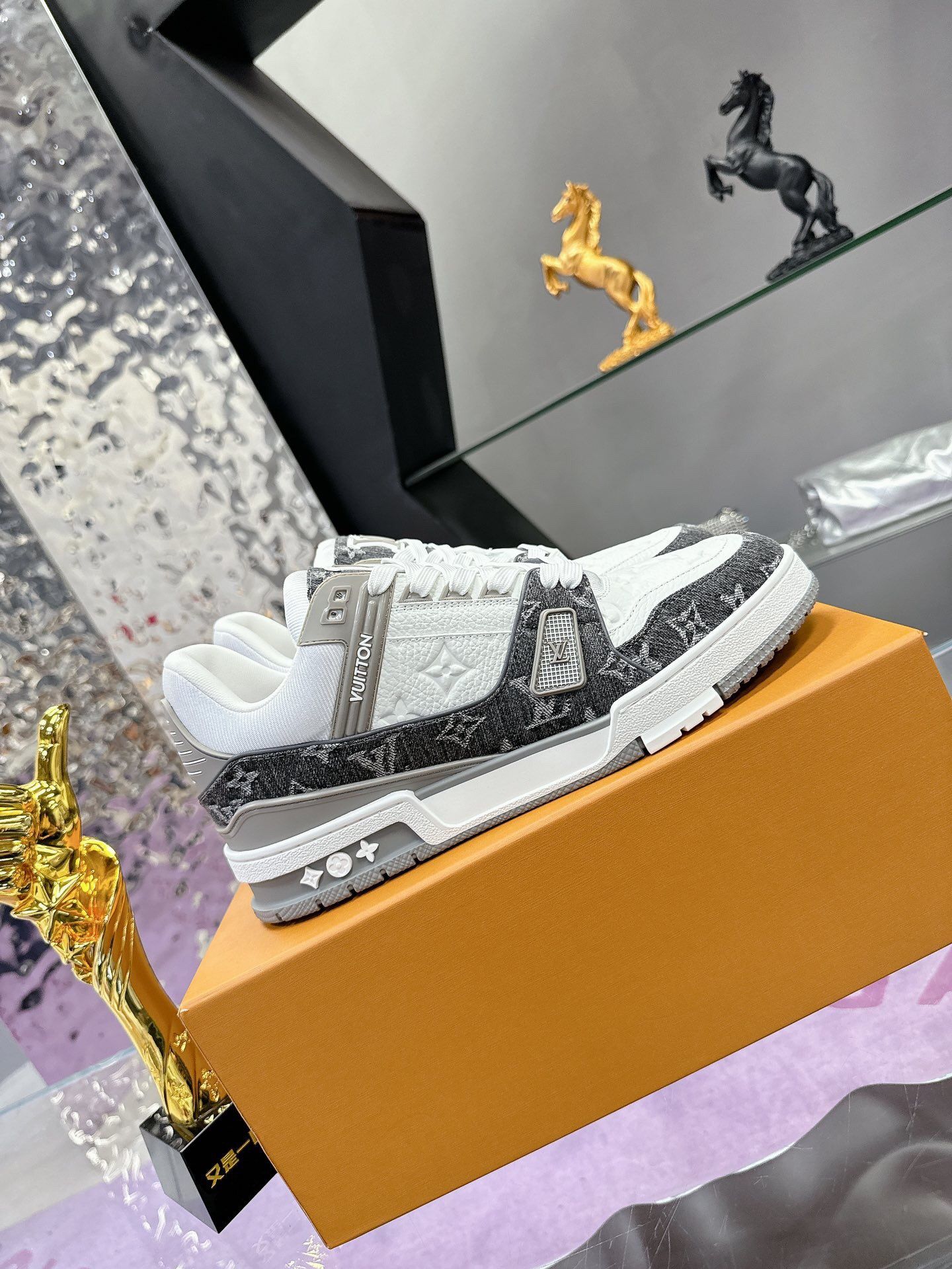 LV Sneakers | Classic Monogram + Modern Splicing, Gray - White Color Scheme Suits Trendy Outfits(off97)44