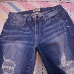 Women's size 7 jeans