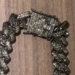 20” Mens Clean Sharp Stainless Steel Black With Black Stones 