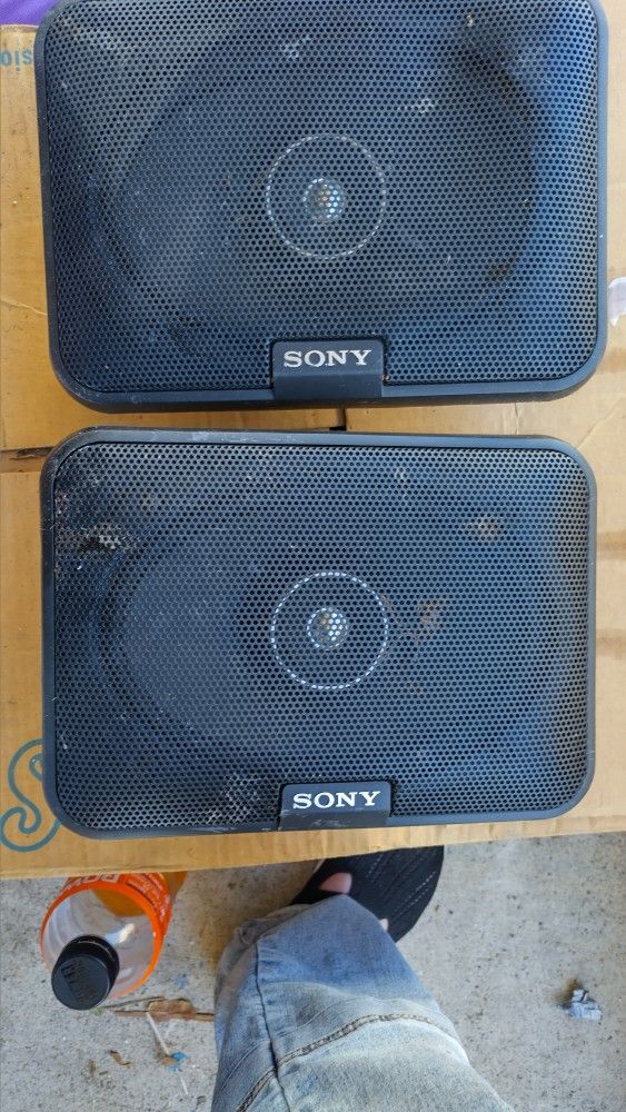 Somy Speakers $20 For Noth Working Great 2 Way!