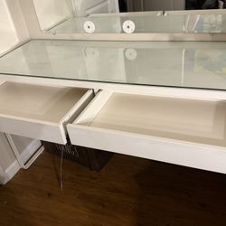 Vanity Desk