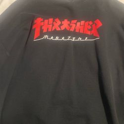 black thrasher crewneck size large
