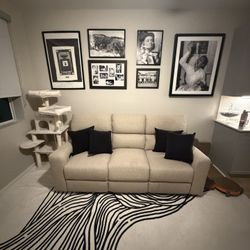 Recliner Couch With Cup Holders 