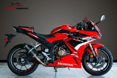2023 Honda CBR300R