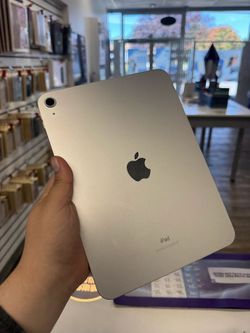 Apple - iPad 10th Gen 10.9" (WiFi) (Pre-owned) / 64GB / Excellent| $5 Down | Payment plan available