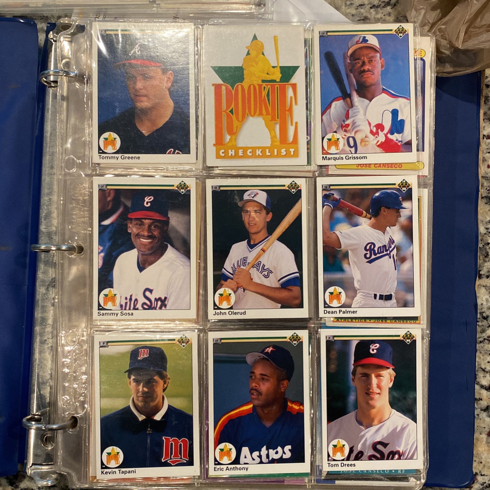Sammy Sosa Rookie Card & Others for Sale in Canton, GA - OfferUp
