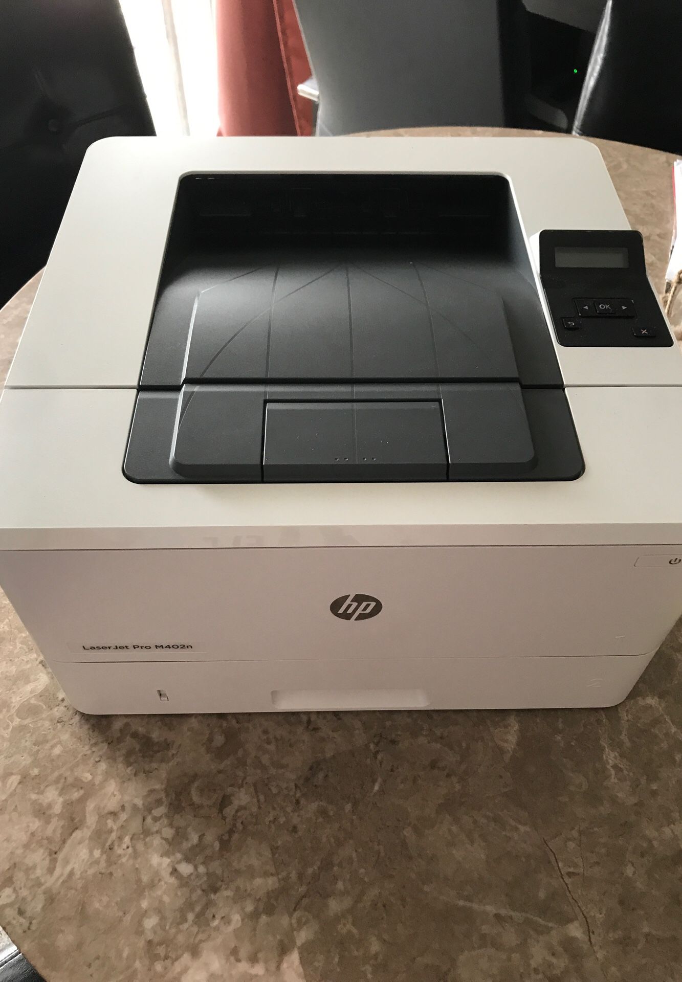 HP laser Jet Pro M402n (black & white) 4 toner included