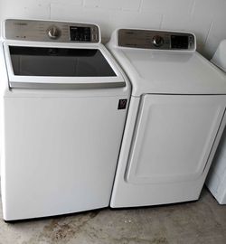 Samsung Washer and Dryer Set
