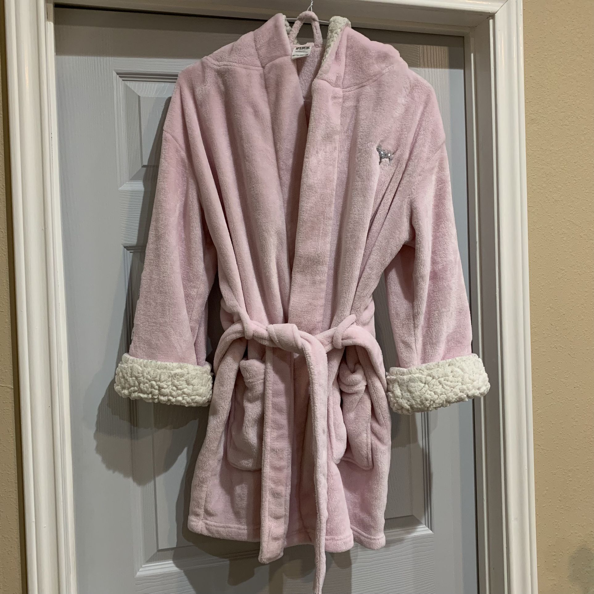 VS Pink Robe Size M/L