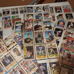 1(contact info removed) Topps baseball Cards 