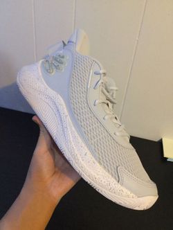 Unisex - Curry 3z7 Basketball Shoes