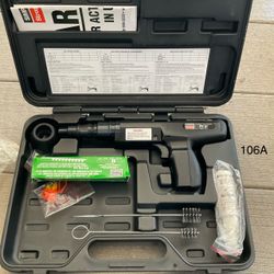 Simpson Strong Tie PT-27 Powder Actuated Tool In Case