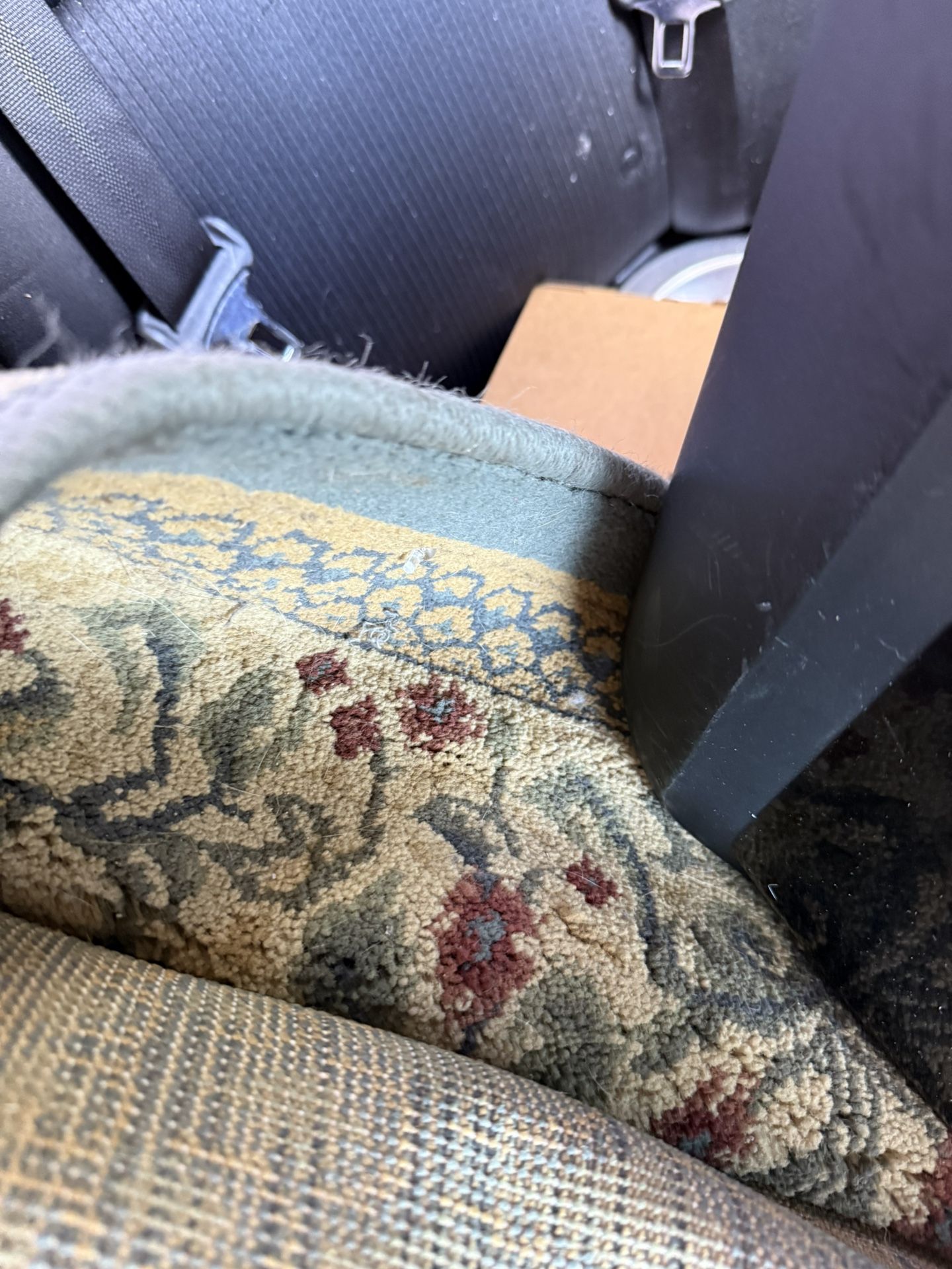 Floral Oriental Rug 