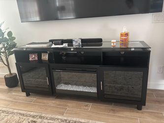 Tv entertainment center