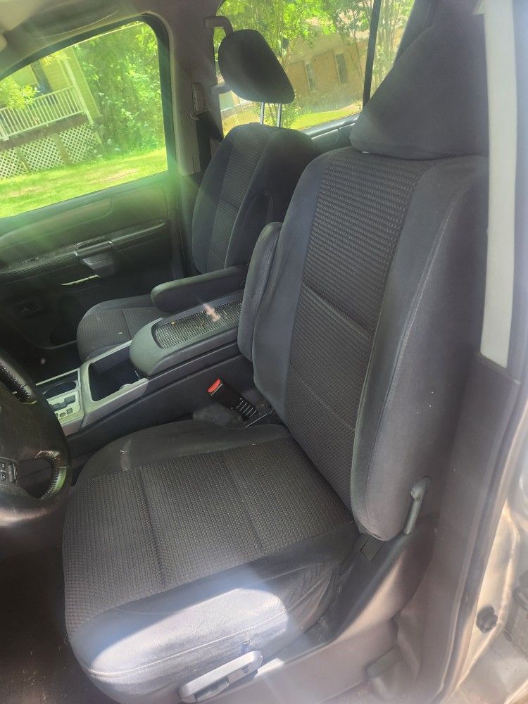 2011 Nissan Armada