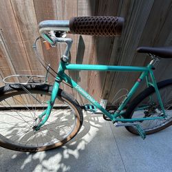 Diamond Back Apex Custom Cruiser 